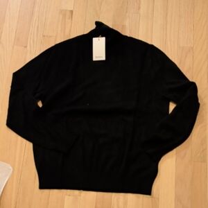 Quince Black Cashmere Turtleneck Sweater